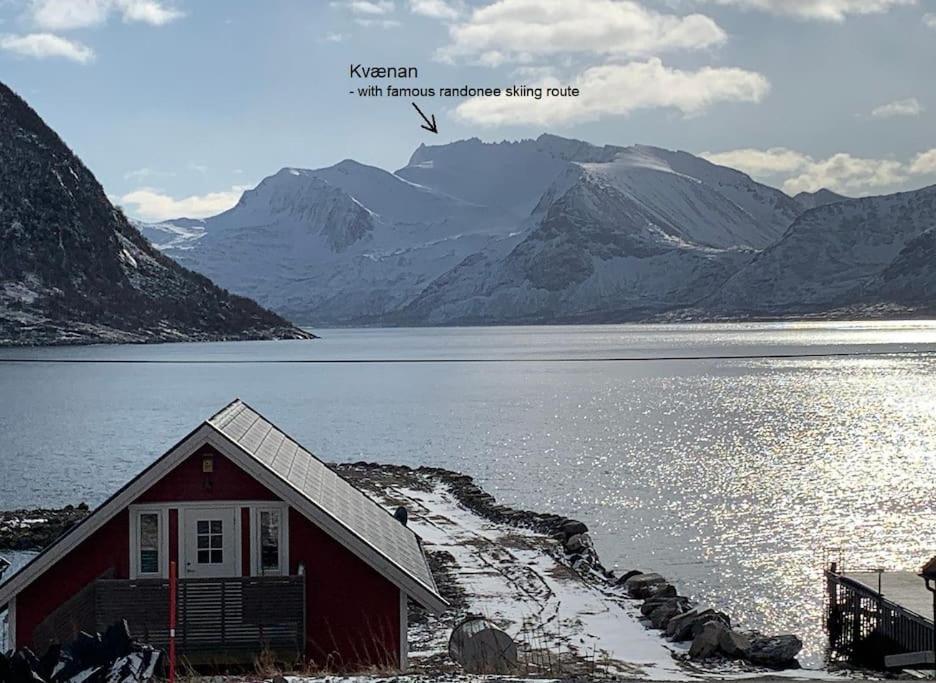 Leilighet I Rorbu Pa Kaldfarnes - Yttersia Senja エクステリア 写真